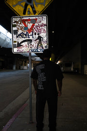 "Built to Last. Born to Win" T-Shirt - Black